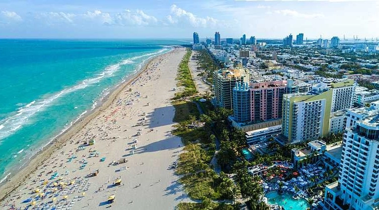 Top 10 Pesach Programs to Celebrate Passover with Family and Friends